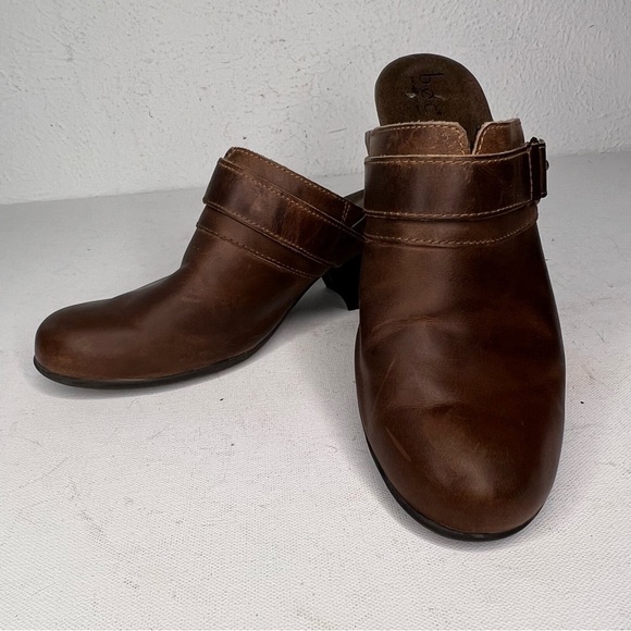 b.o.c. Brown buckle strap slip on leather mules - Picture 4 of 8